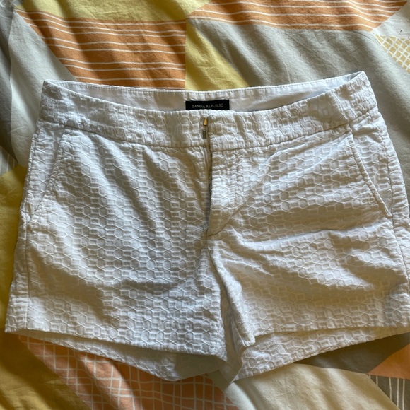 Banana Republic Pants - White shorts